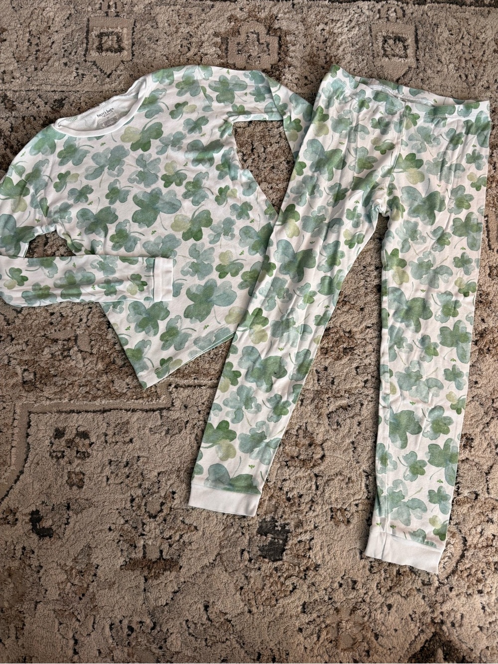 Burt's Bees White and Green Clover Print Pajama Set